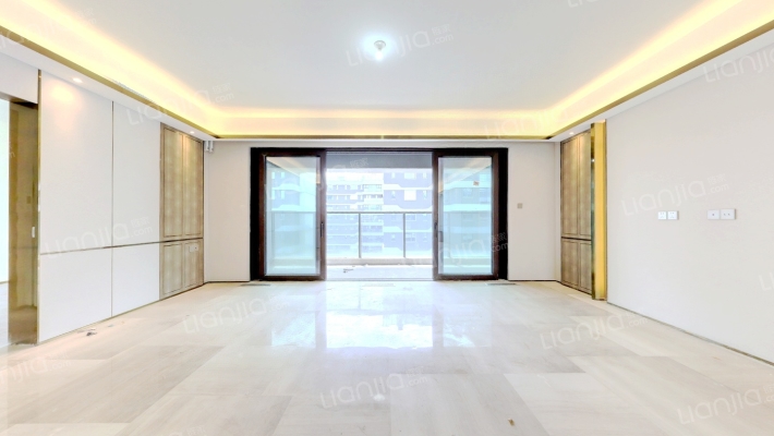 麓湖熙华天玺南区二手房实景图