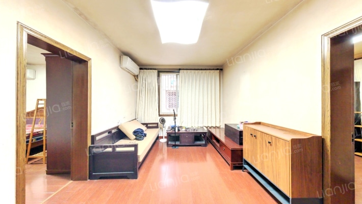 金福新村二手房实景图