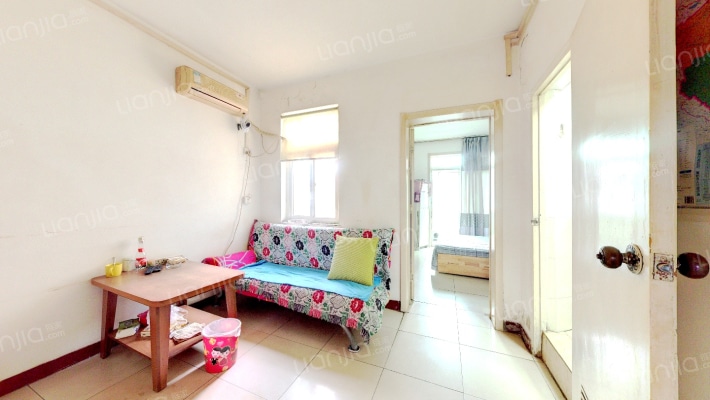 南小巷63号院二手房实景图