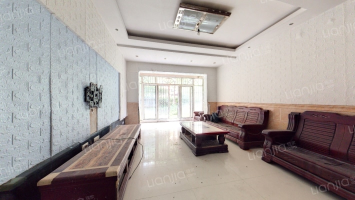 时代阳光二手房实景图