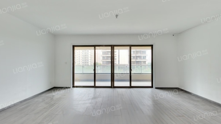 林樾香庭二手房实景图