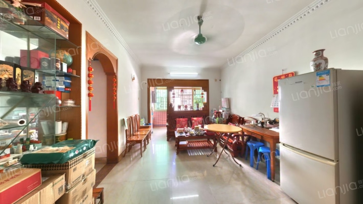 上步花园二手房实景图