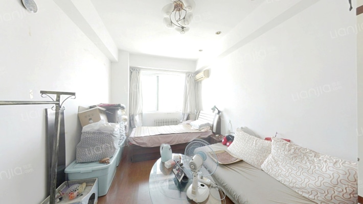 海鹰大厦二手房实景图