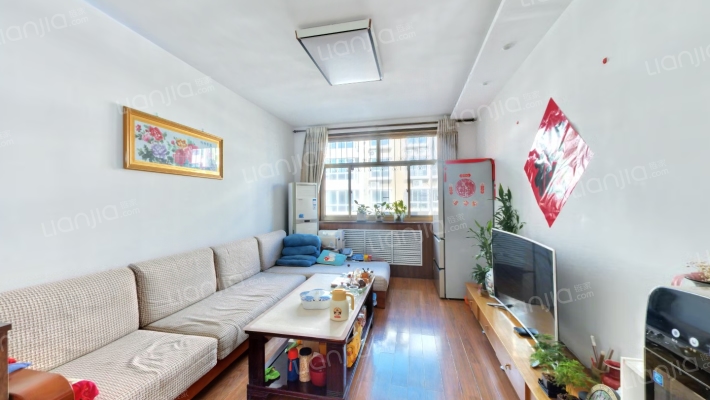 镇政府家属楼二手房实景图