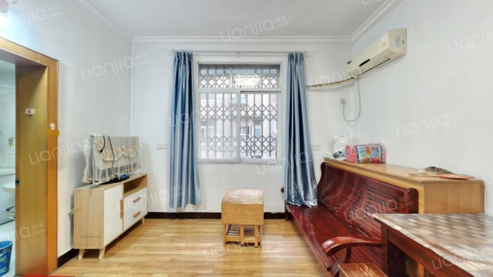 纺织小区二手房实景图