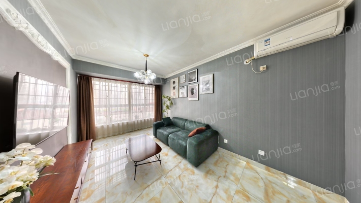 合能四季城一期二手房实景图