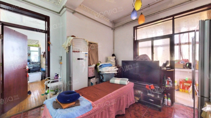 法院家属楼二手房实景图