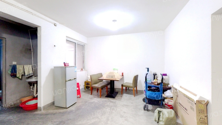 石雪公寓东区二手房实景图