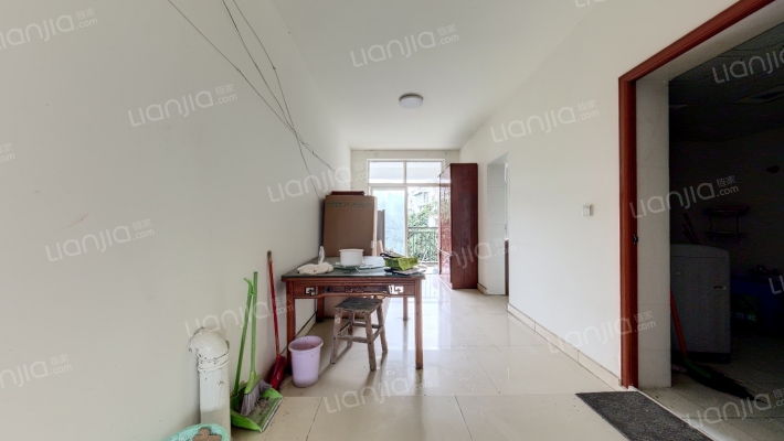 龙锦花苑二手房实景图