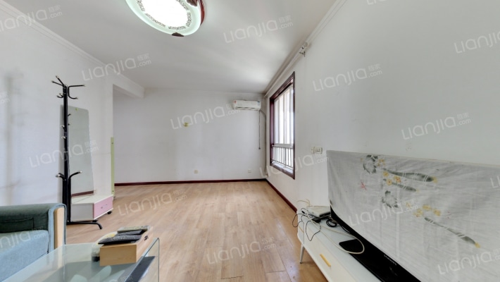 康桥边的院子二手房实景图