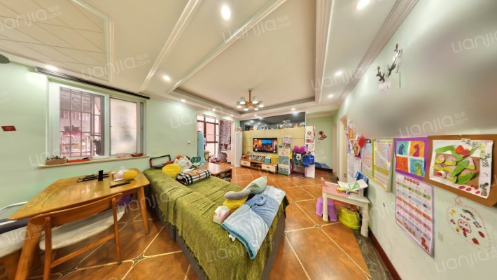 圣采泊尚二手房实景图