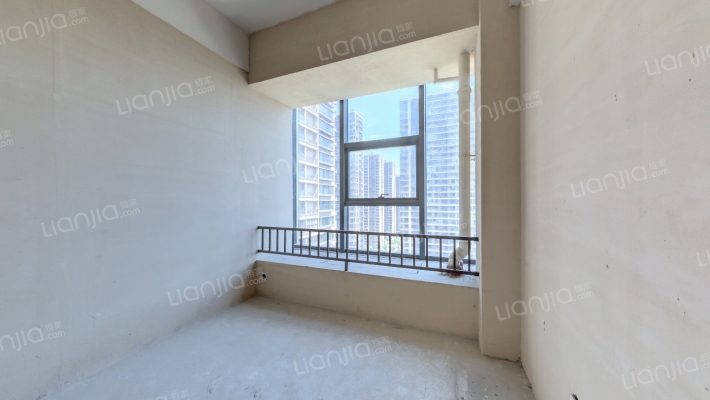 融信ICC世纪中心二手房实景图