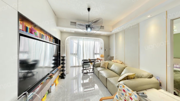 保利西悦湾观澜二手房实景图