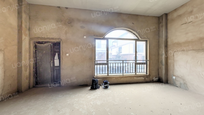 果林湖畔二手房实景图