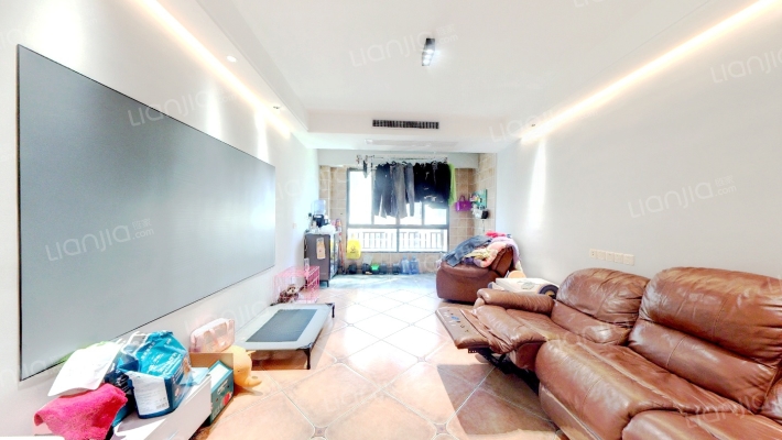 绿地中央广场A区二手房实景图