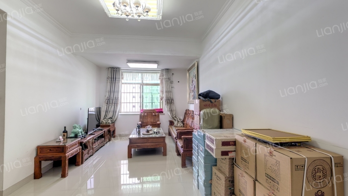 德盛华庭二手房实景图