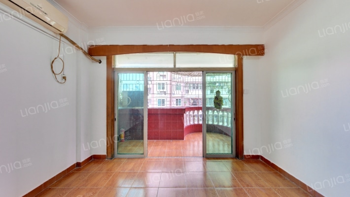 泰安花园二手房实景图