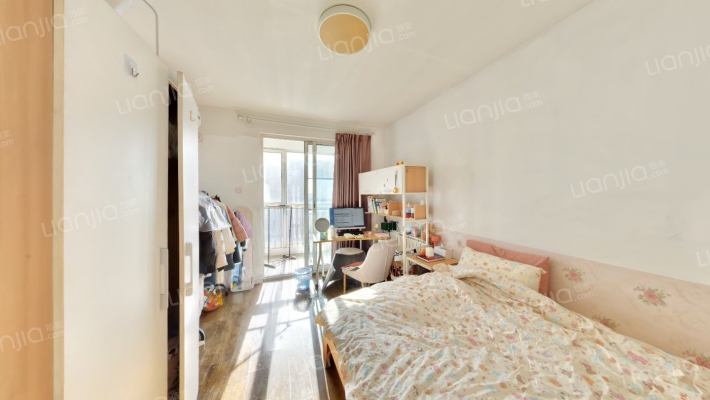 泰福苑D1区二手房实景图