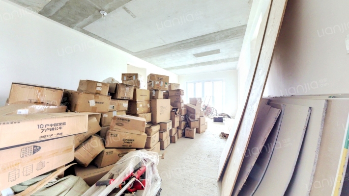 保利国际城翡丽湾C区二手房实景图