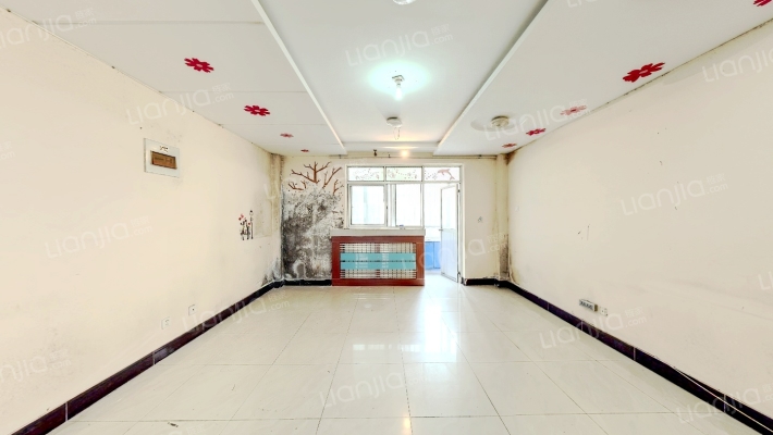 城建开发小区家属楼二手房实景图