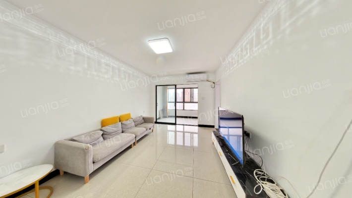 弘德西街好莱城二手房实景图