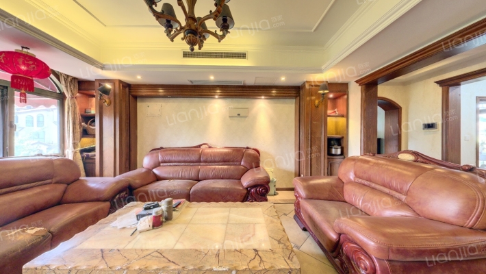 保利国宾上院二手房实景图