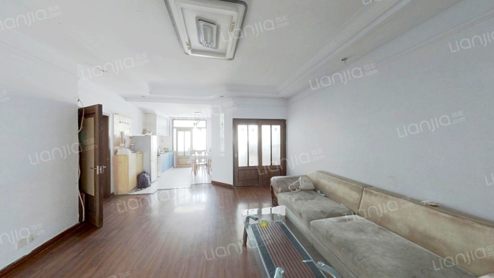 飞行员公寓二手房实景图