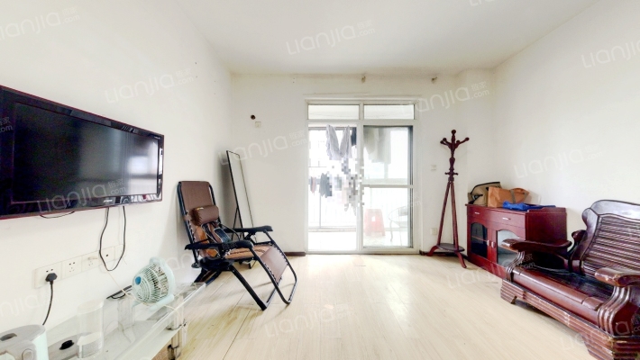 三角花园二手房实景图