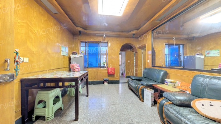 花园小区二手房实景图