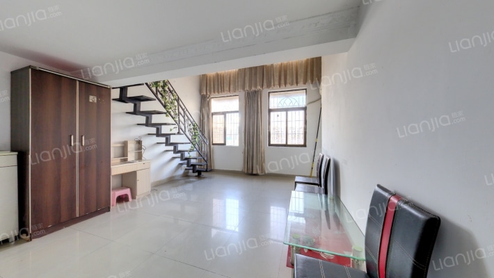 COCO公寓二手房实景图