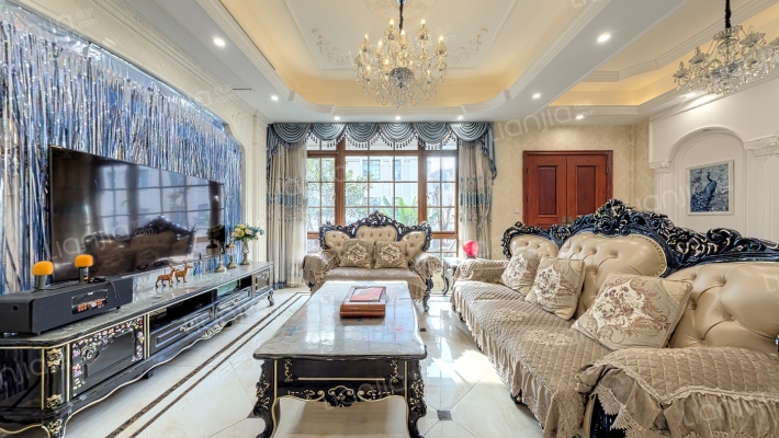 经纬美耀湾二手房实景图