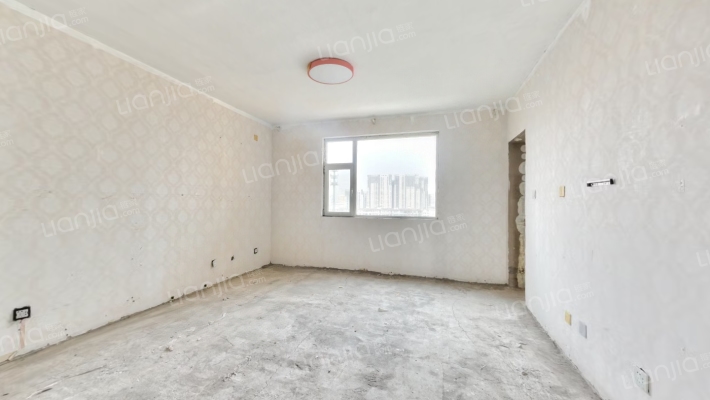 领秀长风天秀园二手房实景图