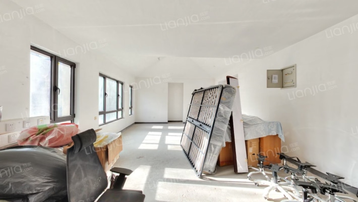 大爱城二手房实景图