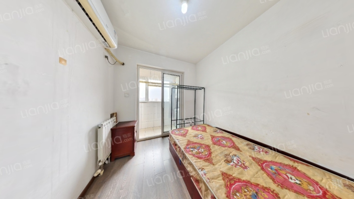 龙槐雅苑二手房实景图