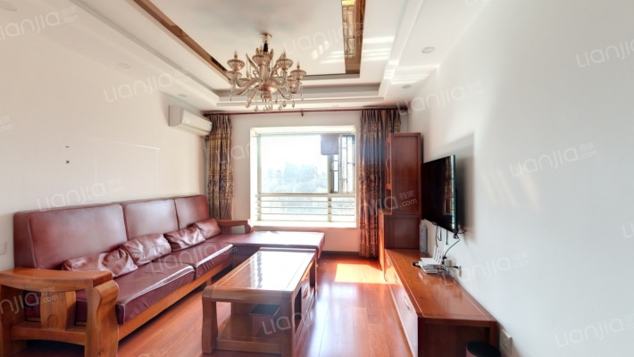 翡翠湾二手房实景图