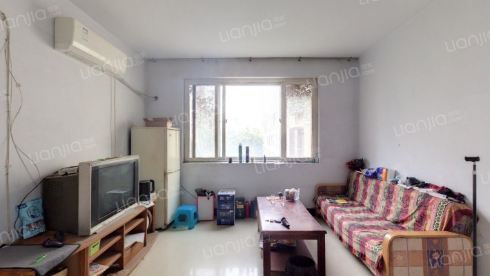 南阳路房管局家属院二手房实景图