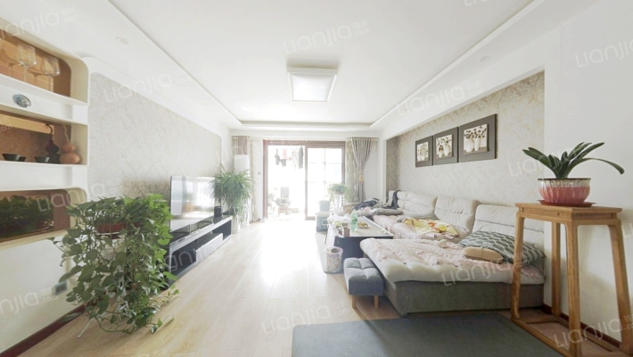 德馨天骄二手房实景图