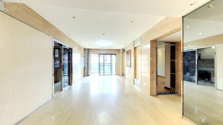 颐和雅轩二手房实景图