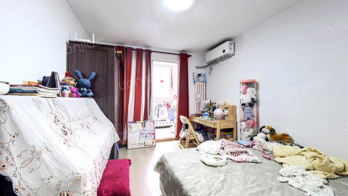 瑞丽江畔二手房实景图