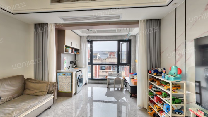 德成红墅二手房实景图