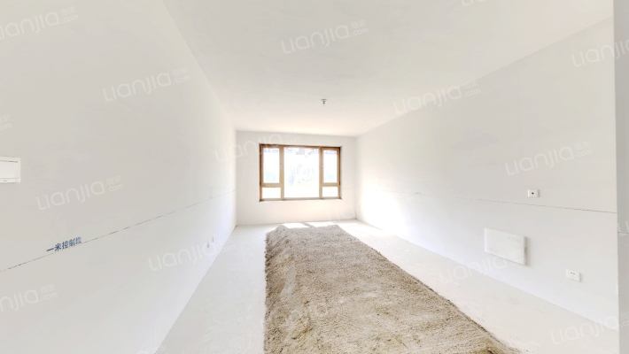 伟峰东域C区二手房实景图