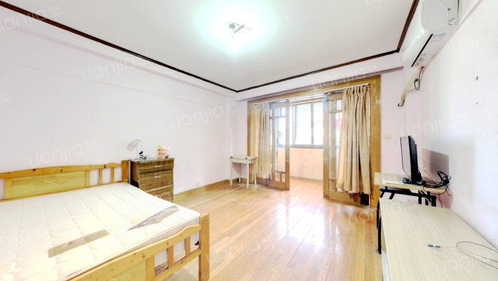 飞虹路1047弄二手房实景图