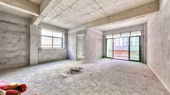 低围街二手房实景图