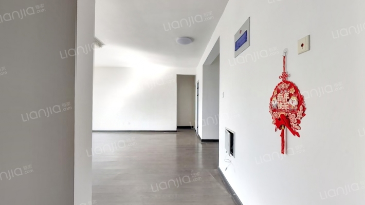 金秋龙樾府二手房实景图