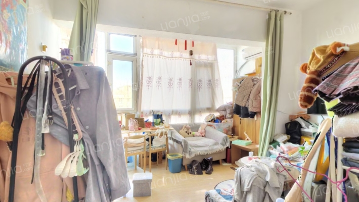 银行街二手房实景图