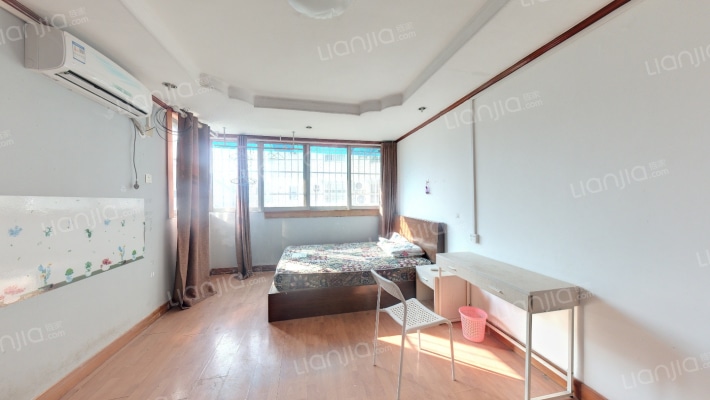 星湖公寓二手房实景图