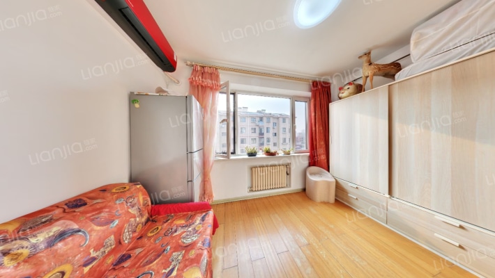 锦泉源D1区二手房实景图