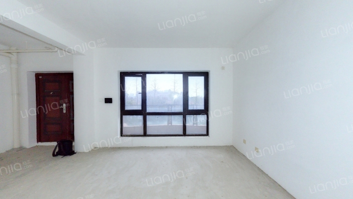 世茂江海天成二手房实景图