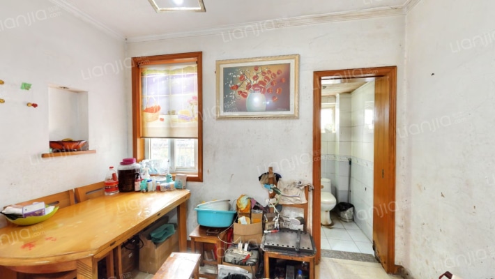 蔚斗新村新堰头二手房实景图