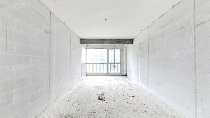 天樾水岸二手房实景图